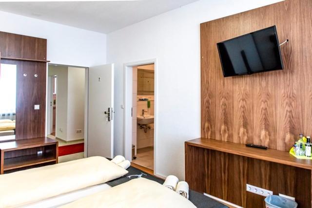 Hotel Jaegerhaus In Singen Am Hohentwiel Bagian luar foto