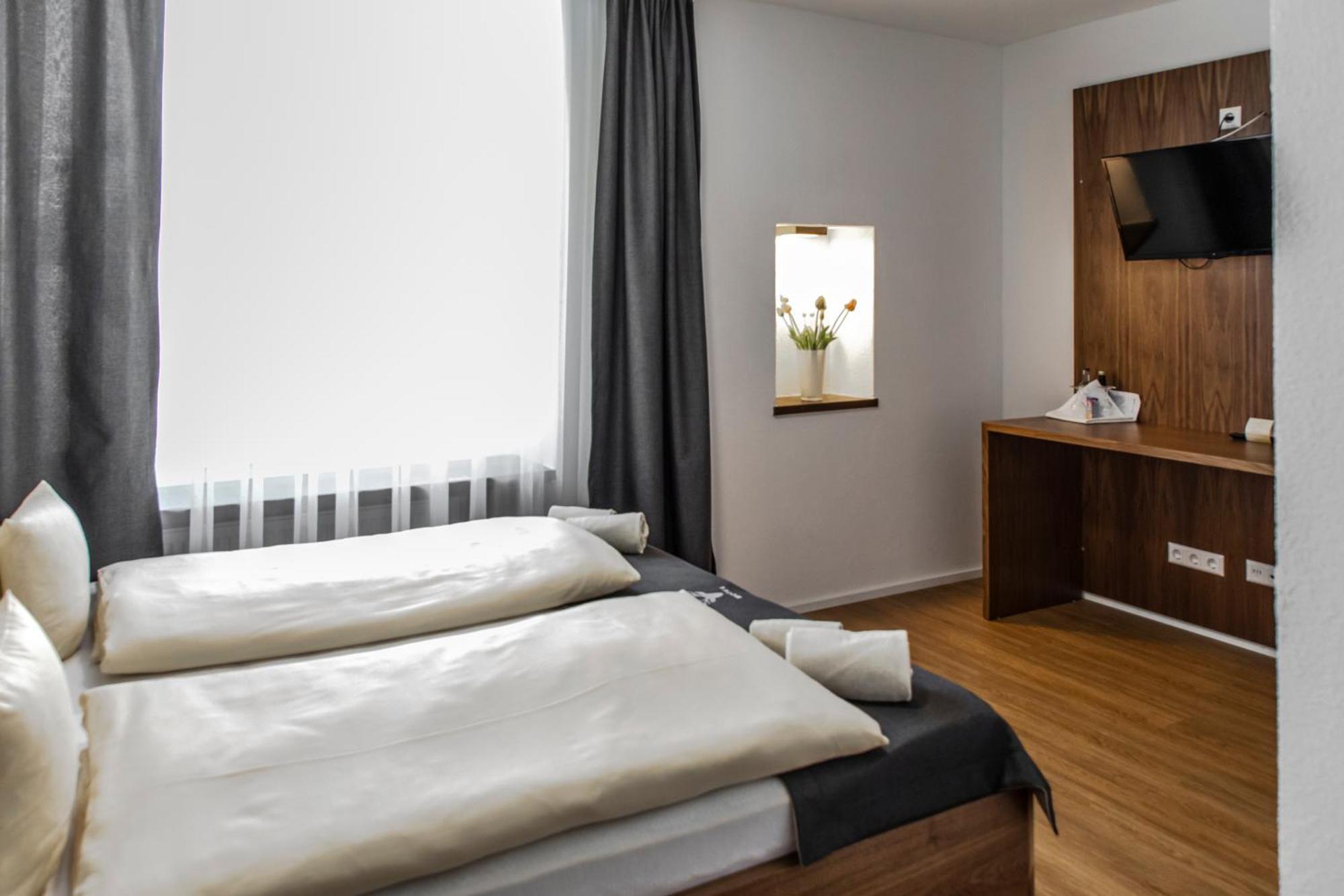 Hotel Jaegerhaus In Singen Am Hohentwiel Bagian luar foto
