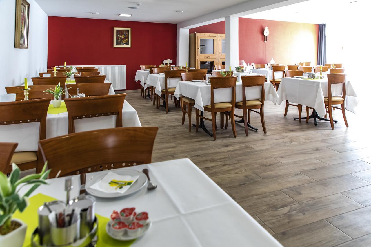 Hotel Jaegerhaus In Singen Am Hohentwiel Bagian luar foto